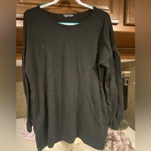 Black long sweater with pockets